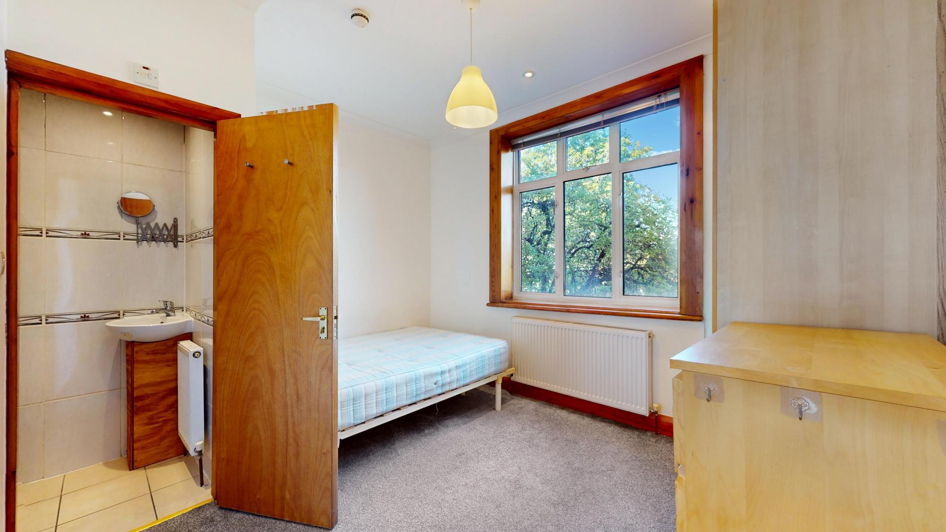 Modern and Central Apartment Heathfield Park, Willesden Green